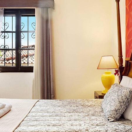 Suites Pinto Coelho Caniço Екстериор снимка