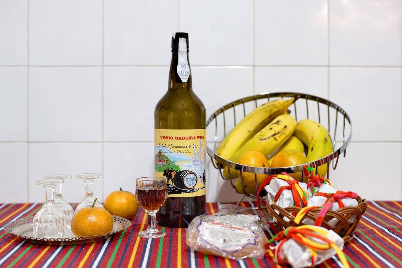 Suites Pinto Coelho Caniço Екстериор снимка
